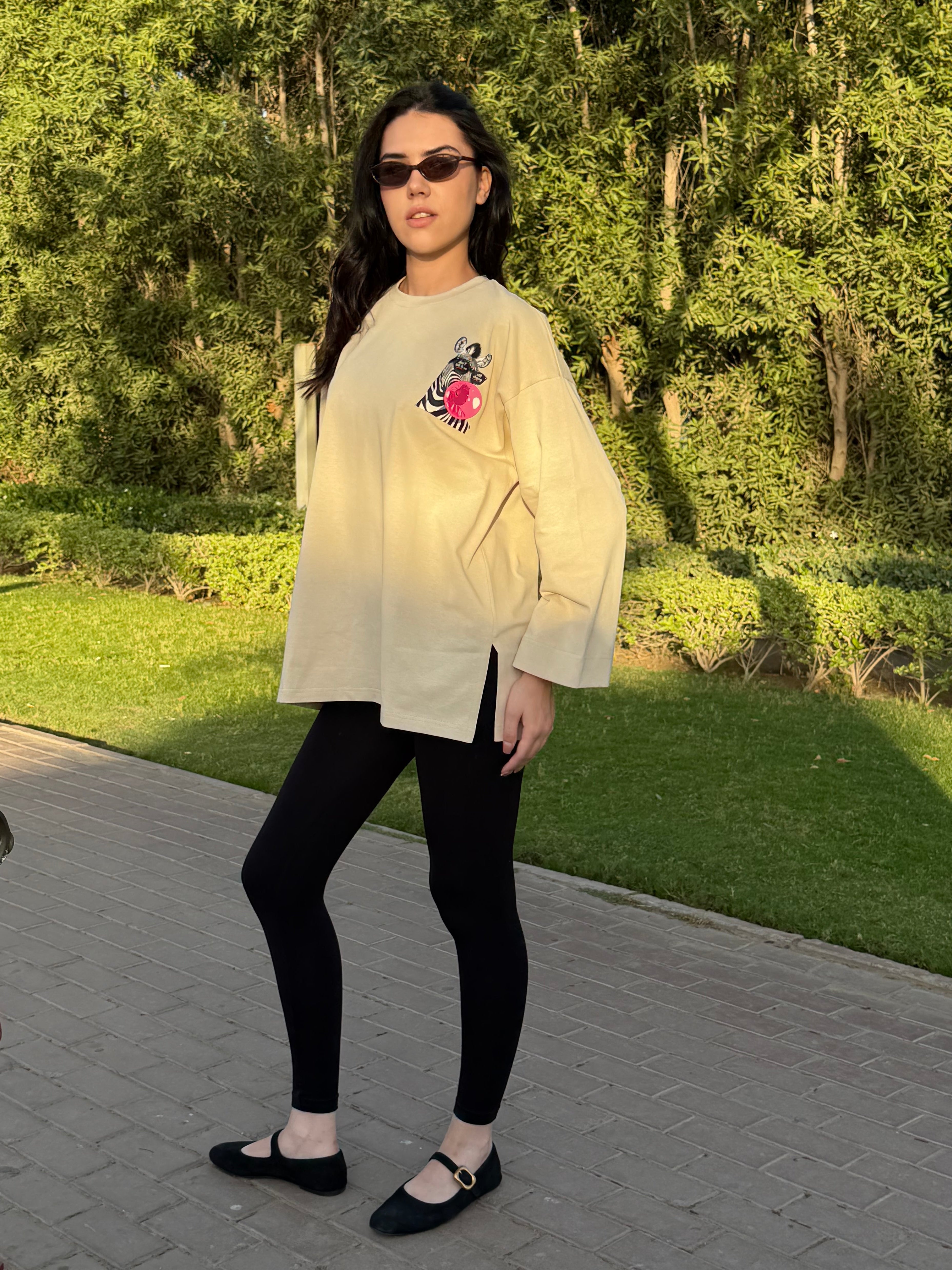 ZEE TEE ( BEIGE )