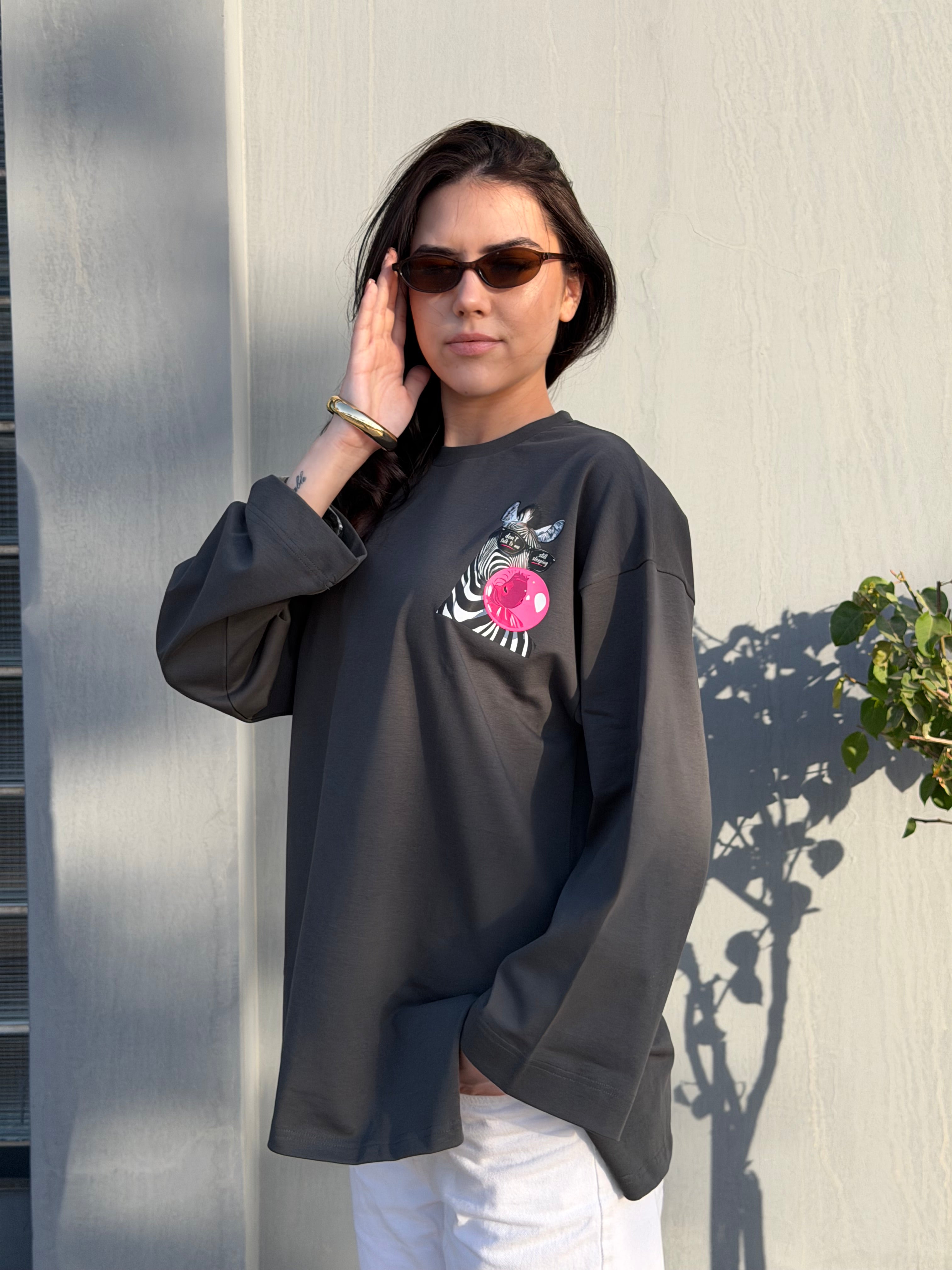 ZEE TEE ( GREY)