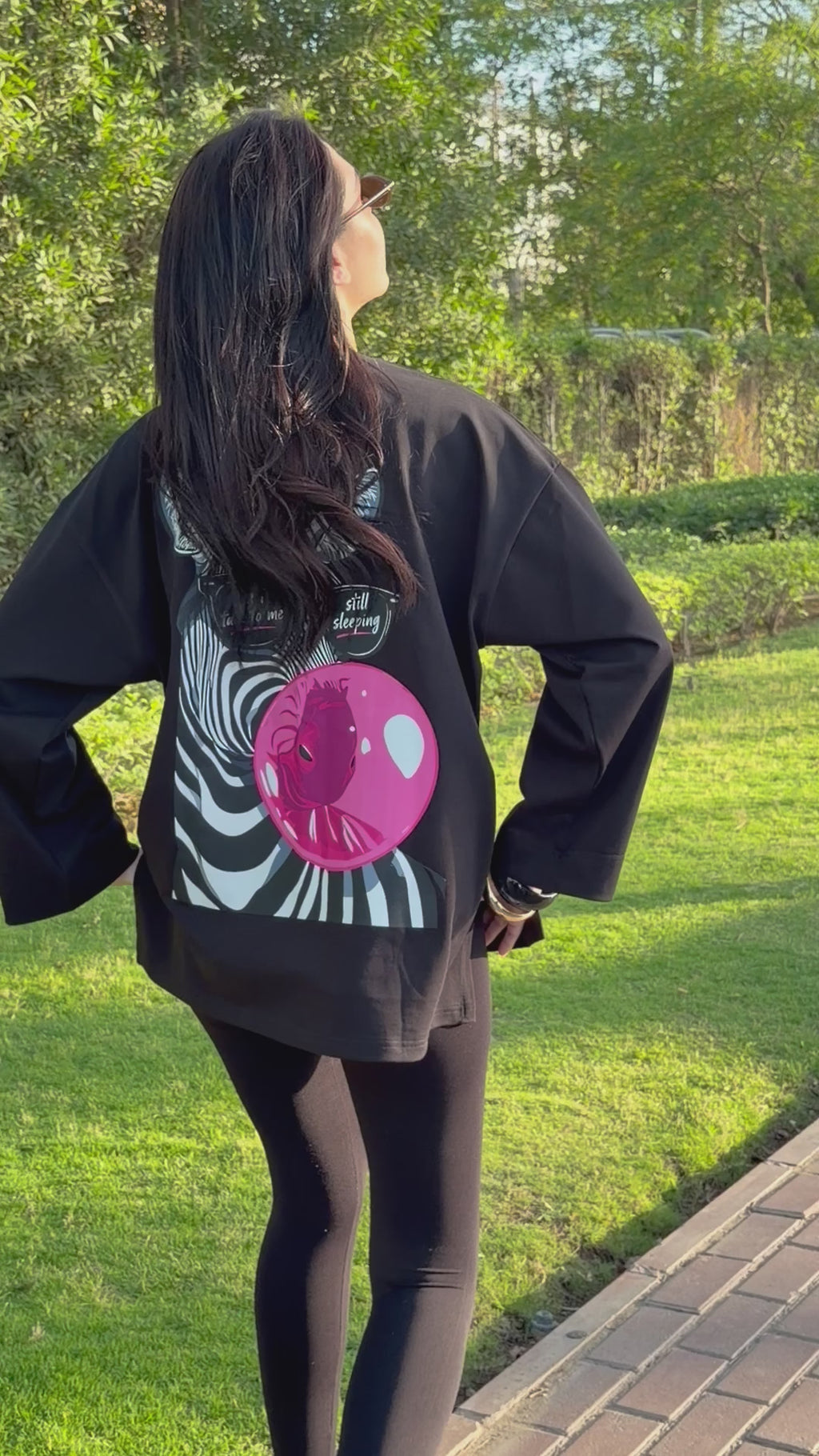 ZEE TEE ( BLACK)