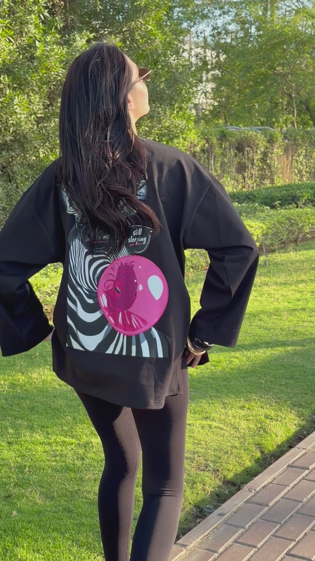 ZEE TEE ( BLACK)